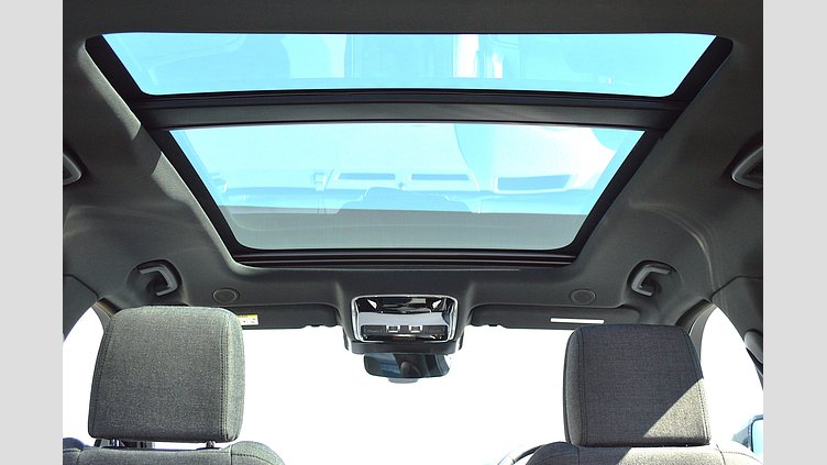 2024 認定中古車 Land Rover Range Rover Velar ヴァレジネブルー P400eプラグインハイブリッド（ガソリン） Standard Wheelbase Dynamic HSE