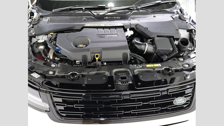 2024 認定中古車 Land Rover Range Rover Evoque オストゥーニパールホワイト D200マイルドハイブリッド（ディーゼル） スタンダードホイールベース DYNAMIC SE