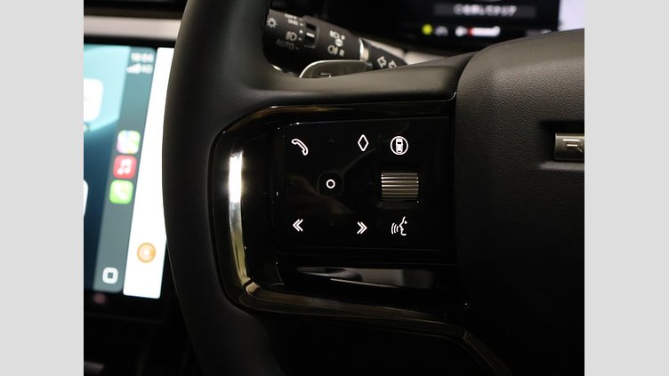 2024 認定中古車 Land Rover Range Rover Evoque オストゥーニパールホワイト D200マイルドハイブリッド（ディーゼル） スタンダードホイールベース DYNAMIC SE