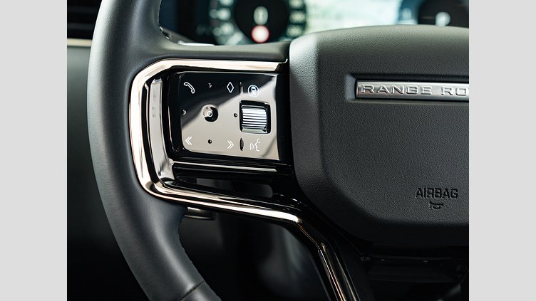 2024 認定中古車 Land Rover Range Rover Evoque カルパチアングレイ D200マイルドハイブリッド（ディーゼル） スタンダードホイールベース S
