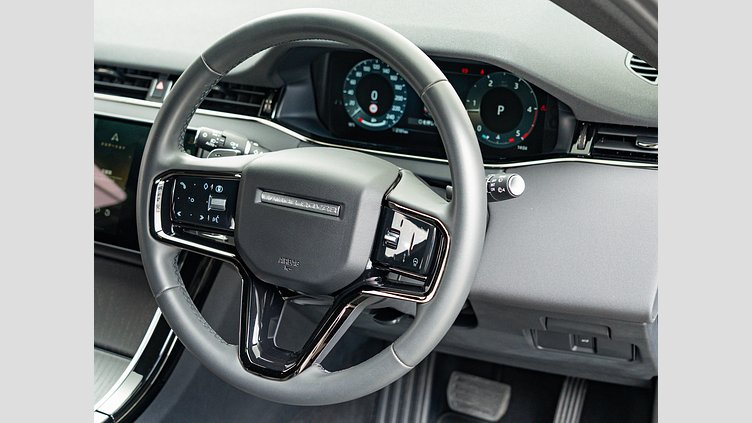 2024 認定中古車 Land Rover Range Rover Evoque カルパチアングレイ D200マイルドハイブリッド（ディーゼル） スタンダードホイールベース S