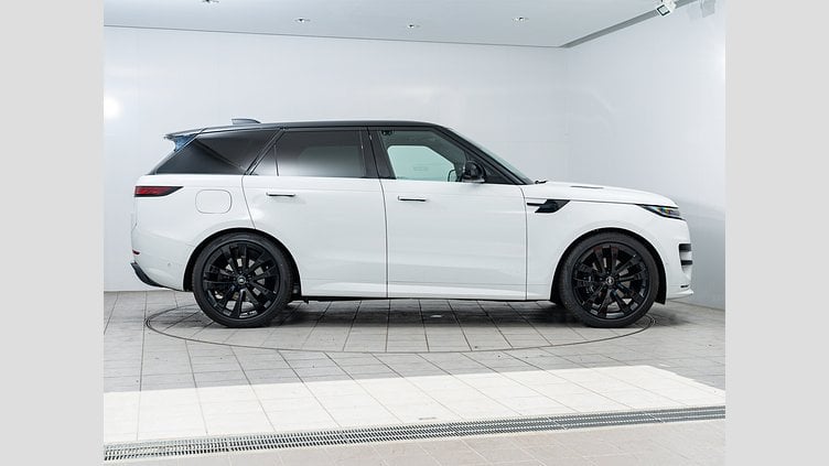 2024 認定中古車 Land Rover Range Rover Sport フジホワイト D300マイルドハイブリッド スタンダードホイールベース Dynamic HSE