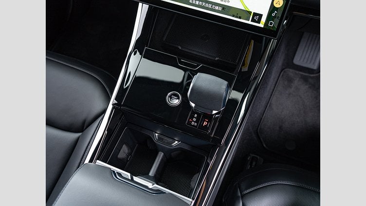 2024 認定中古車 Land Rover Range Rover Sport フジホワイト D300マイルドハイブリッド スタンダードホイールベース Dynamic HSE