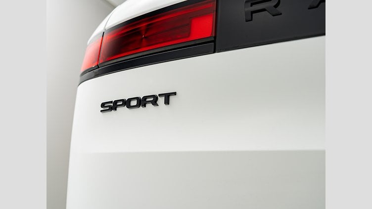 2024 認定中古車 Land Rover Range Rover Sport フジホワイト D300マイルドハイブリッド スタンダードホイールベース Dynamic HSE