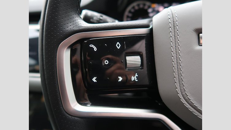 2023 認定中古車 Land Rover Range Rover Evoque フィレンツェレッド D200 AWD（オートマチック）MHEV R-DYNAMIC S