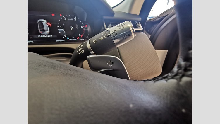 2021 認定中古車 Land Rover Range Rover Velar ハクバシルバー D200 AWD（オートマチック） MHEV 2.0L