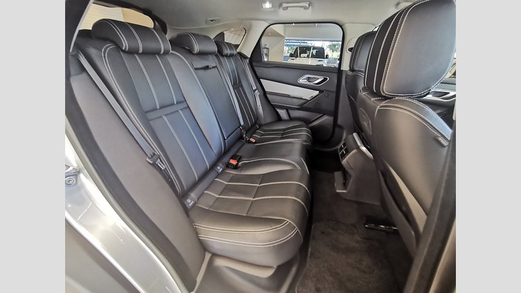 2021 認定中古車 Land Rover Range Rover Velar ハクバシルバー D200 AWD（オートマチック） MHEV 2.0L