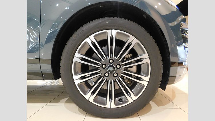 2023 認定中古車 Land Rover Range Rover Evoque トライベッカブルー P250（ガソリン） スタンダードホイールベース DYNAMIC HSE