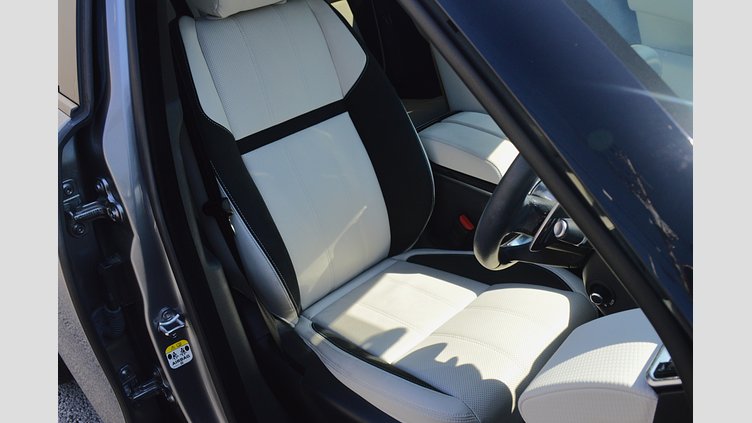 2020 認定中古車 Land Rover Range Rover Velar アイガーグレイ D180 R-DYNAMIC S