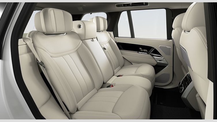 2025 SKLADOVÉ VOZIDLÁ Land Rover Range Rover Čierna Santorini AWD P550e PHEV Autobiography