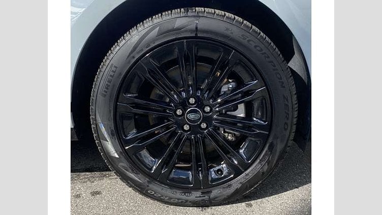 2024 認定中古車 Land Rover Range Rover Evoque アロイオスグレイ D200マイルドハイブリッド（ディーゼル） スタンダードホイールベース DYNAMIC SE