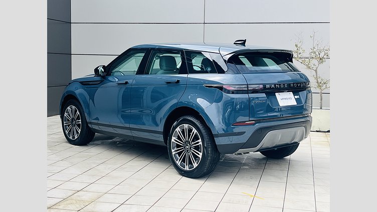 2024 認定中古車 Land Rover Range Rover Evoque トライベッカブルー D200マイルドハイブリッド（ディーゼル） スタンダードホイールベース S