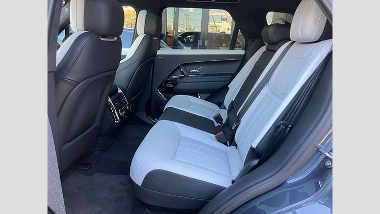 2024 認定中古車 Land Rover Range Rover Sport ヴァレジネブルー D300マイルドハイブリッド スタンダードホイールベース Autobiography