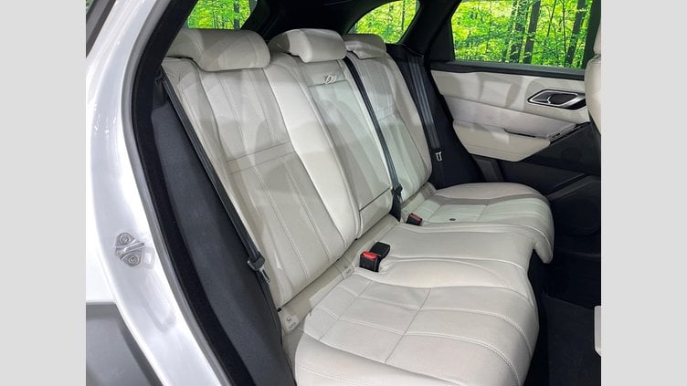 2022 認定中古車 Land Rover Range Rover Velar オストゥーニパールホワイト D200 AWD（オートマチック） MHEV R-DYNAMIC S