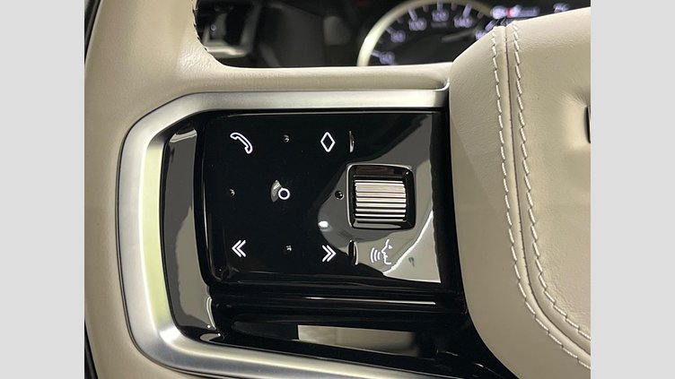 2022 認定中古車 Land Rover Range Rover Velar オストゥーニパールホワイト D200 AWD（オートマチック） MHEV R-DYNAMIC S