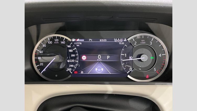 2022 認定中古車 Land Rover Range Rover Velar オストゥーニパールホワイト D200 AWD（オートマチック） MHEV R-DYNAMIC S