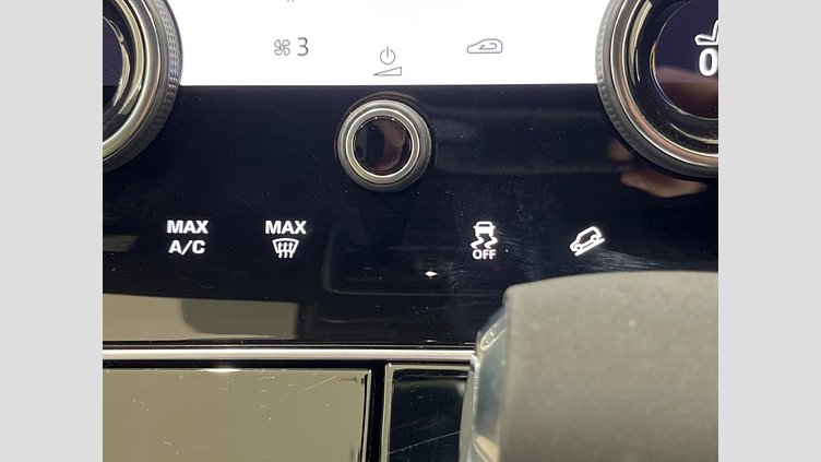 2022 認定中古車 Land Rover Range Rover Velar オストゥーニパールホワイト D200 AWD（オートマチック） MHEV R-DYNAMIC S