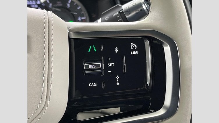 2022 認定中古車 Land Rover Range Rover Velar オストゥーニパールホワイト D200 AWD（オートマチック） MHEV R-DYNAMIC S