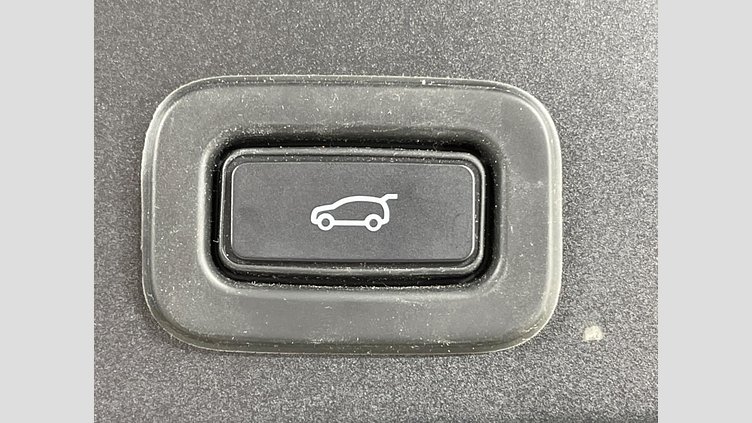 2020 認定中古車 Land Rover Range Rover Evoque インダスシルバー P200 Standard