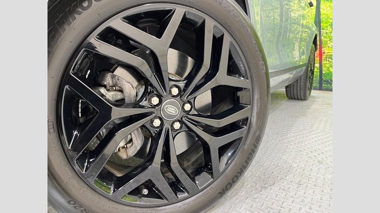 2020 認定中古車 Land Rover Range Rover Evoque インダスシルバー P200 Standard