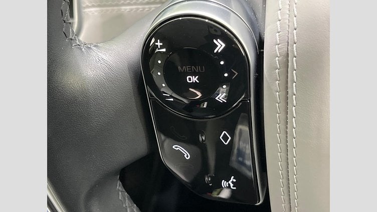 2020 認定中古車 Land Rover Range Rover Evoque インダスシルバー P200 Standard