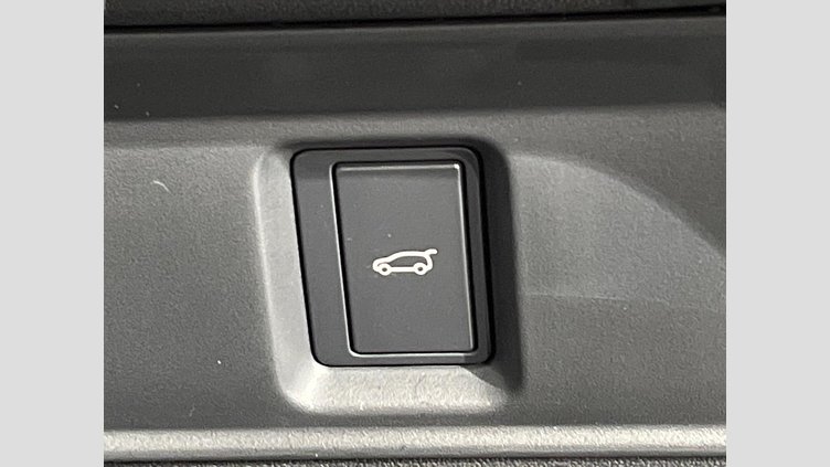 2024 認定中古車 Land Rover Range Rover Evoque カルパチアングレイ D200マイルドハイブリッド（ディーゼル） スタンダードホイールベース S