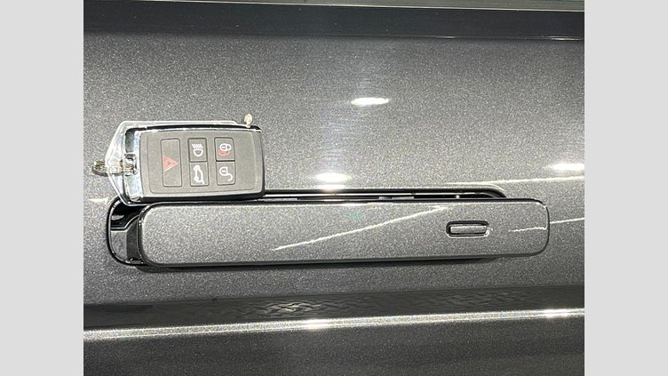 2024 認定中古車 Land Rover Range Rover Evoque カルパチアングレイ D200マイルドハイブリッド（ディーゼル） スタンダードホイールベース S