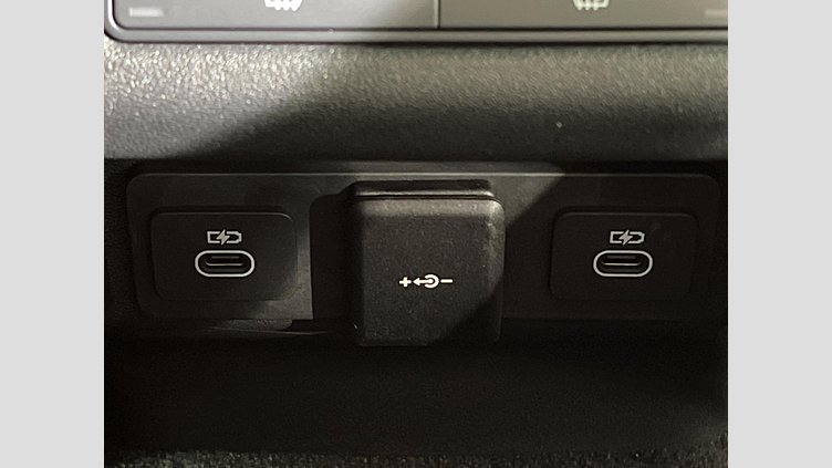 2024 認定中古車 Land Rover Range Rover Evoque カルパチアングレイ D200マイルドハイブリッド（ディーゼル） スタンダードホイールベース S