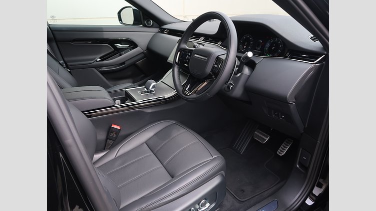 2024 認定中古車 Land Rover Range Rover Evoque サントリーニブラック P300eプラグインハイブリッド（ガソリン） スタンダードホイールベース DYNAMIC HSE