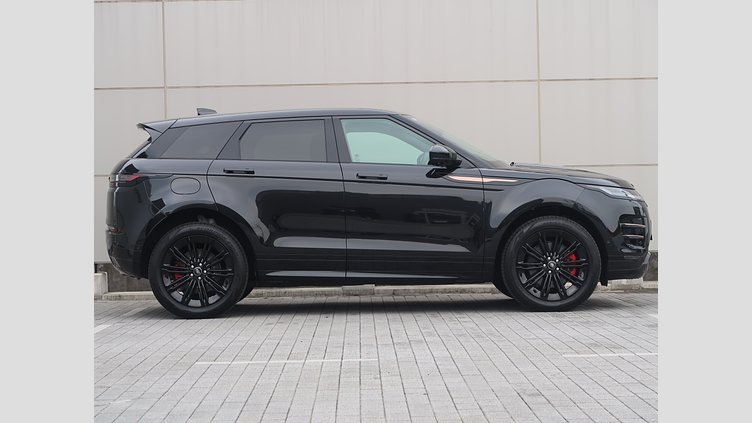 2024 認定中古車 Land Rover Range Rover Evoque サントリーニブラック P300eプラグインハイブリッド（ガソリン） スタンダードホイールベース DYNAMIC HSE