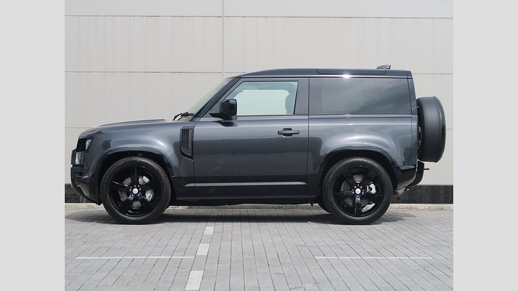 2024 認定中古車 Land Rover Defender 90 カルパチアングレイ D300 AWD（AT） X-DYNAMIC HSE