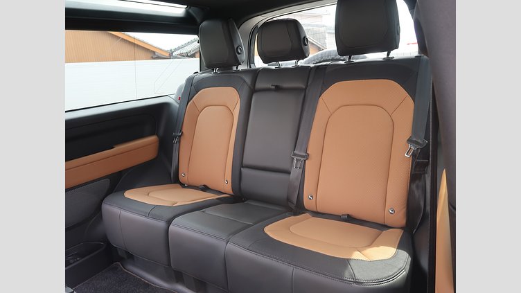 2024 認定中古車 Land Rover Defender 90 カルパチアングレイ D300 AWD（AT） X-DYNAMIC HSE