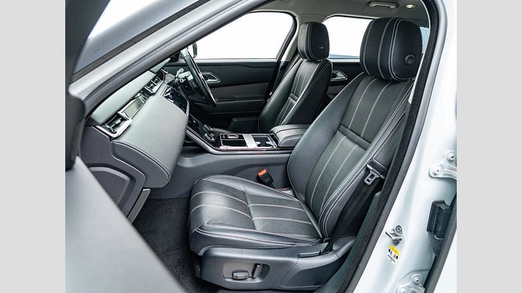 2018 認定中古車 Land Rover Range Rover Velar ユーロンホワイト D180 S