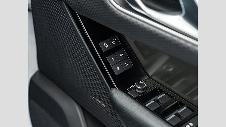 2020 認定中古車 Land Rover Range Rover Velar フジホワイト SVAUTOBIOGRAPHY DYNAMIC EDITION SVAUTOBIOGRAPHY DYNAMIC EDITION