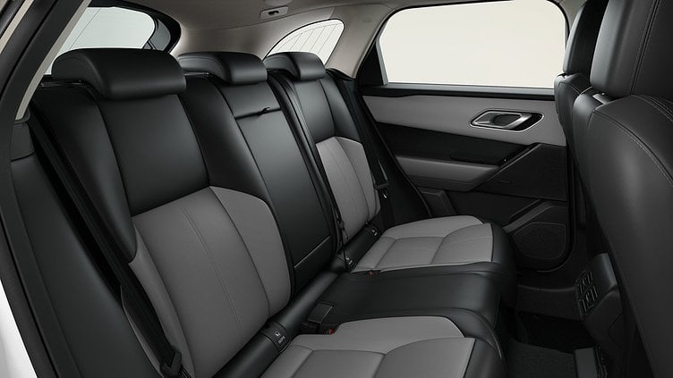 2025 SKLADOVÉ VOZIDLÁ Land Rover Range Rover Velar Carpathian Grey AWD D300 Dynamic SE