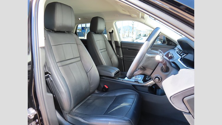 2021 認定中古車 Land Rover Range Rover Evoque サントリーニブラック P200 AWD（オートマチック） S