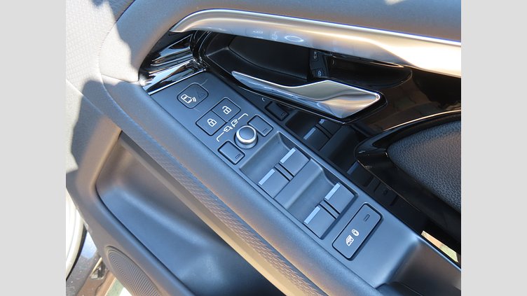2021 認定中古車 Land Rover Range Rover Evoque サントリーニブラック P200 AWD（オートマチック） S