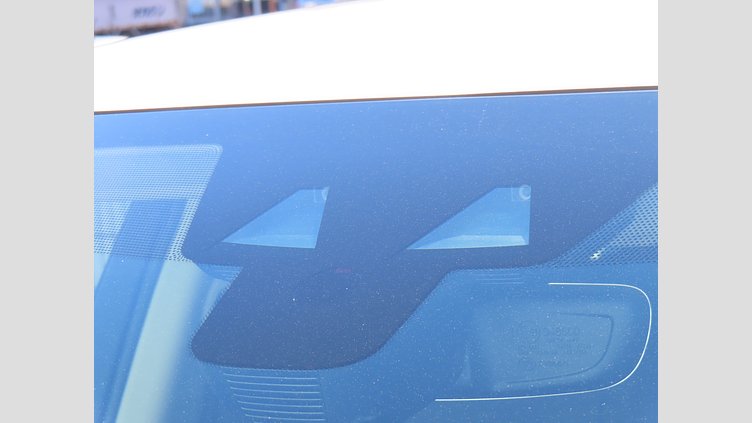 2020 認定中古車 Land Rover Range Rover Evoque フジホワイト P200 ベースグレード