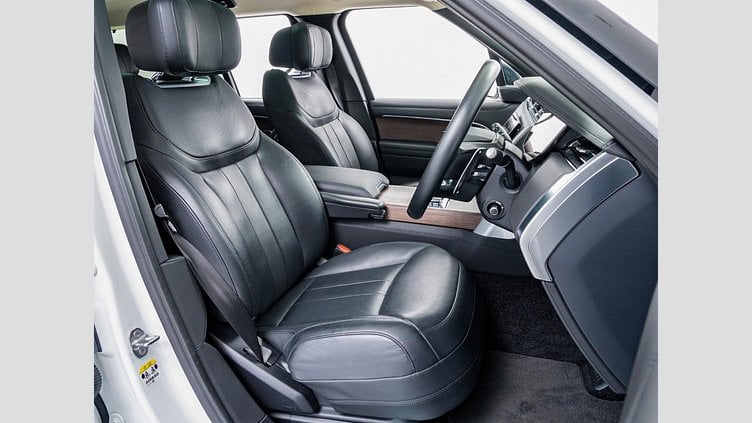 2023 認定中古車 Land Rover Range Rover オストゥーニパールホワイト D300 AWD MHEV（AT） スタンダードホイールベース AUTOBIOGRAPHY