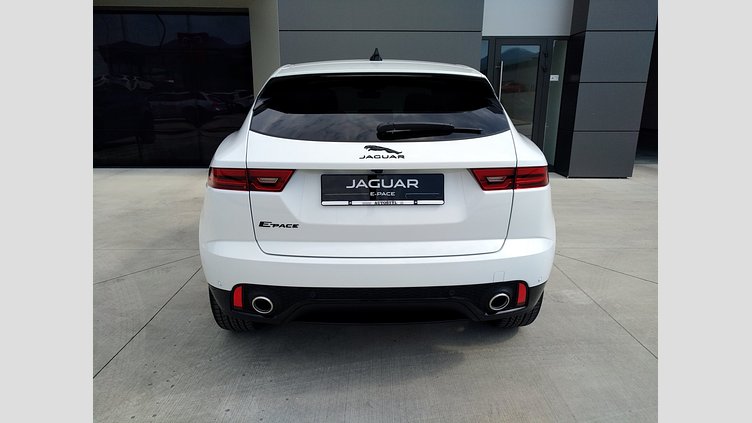 2022 Approved/Jazdené Jaguar E-Pace Fuji White 2,0 I4 200PS MHEV  R-Dynamic Black AWD Auto