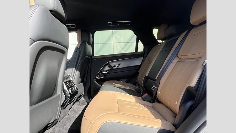 2024 認定中古車 Land Rover Range Rover Sport アイガーグレイ D300マイルドハイブリッド スタンダードホイールベース Dynamic HSE