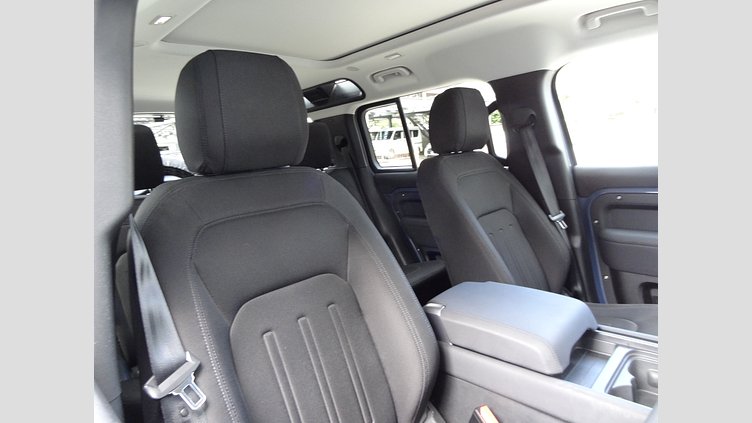 2020 認定中古車 Land Rover Defender 110 タスマンブルー P300 AWD（AT） 300PS