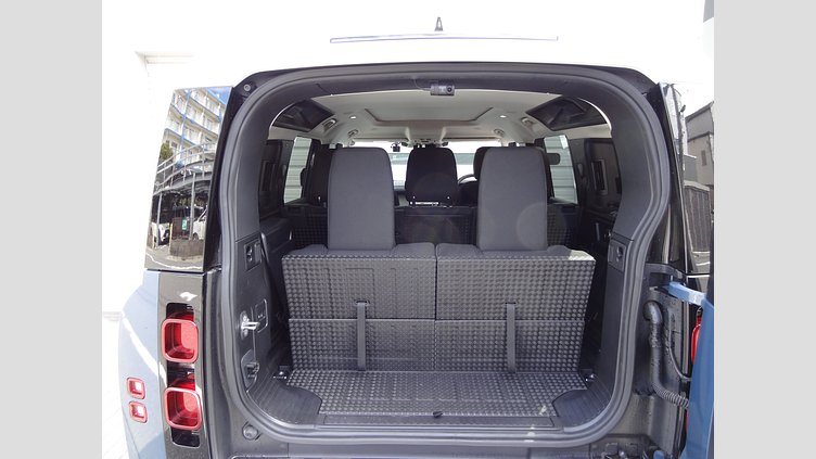 2020 認定中古車 Land Rover Defender 110 タスマンブルー P300 AWD（AT） 300PS