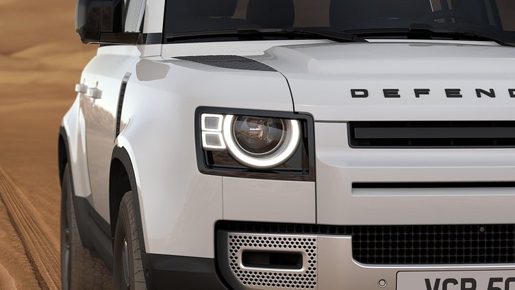 2024 認定中古車 Land Rover Defender 110 フジホワイト P300 AWD（AT） SE