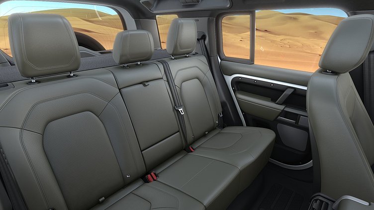 2024 認定中古車 Land Rover Defender 110 フジホワイト P300 AWD（AT） SE