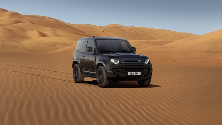 2024 新車 Land Rover Defender 90 サントリーニブラック P525 AWD (AT) V8