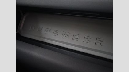 Defender 110 23