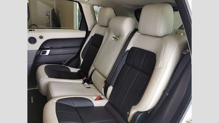 2020 認定中古車 Land Rover Range Rover Sport フジホワイト 3.0リッターI6ガソリン（400 PS） AUTOBIOGRAPHY DYNAMIC