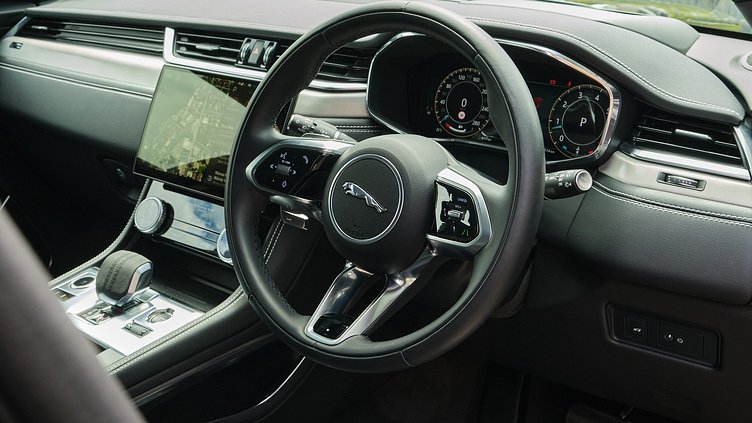 2024 Approved Jaguar F-Pace Santorini Black P250 R-Dynamic SE
