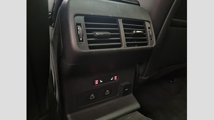 Range Rover Velar 12